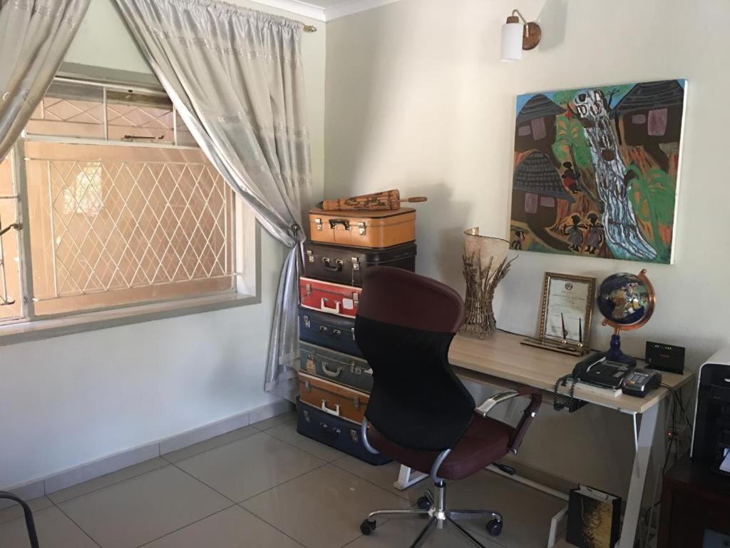פרנסיסטאון A New Earth Guest Lodge מראה חיצוני תמונה